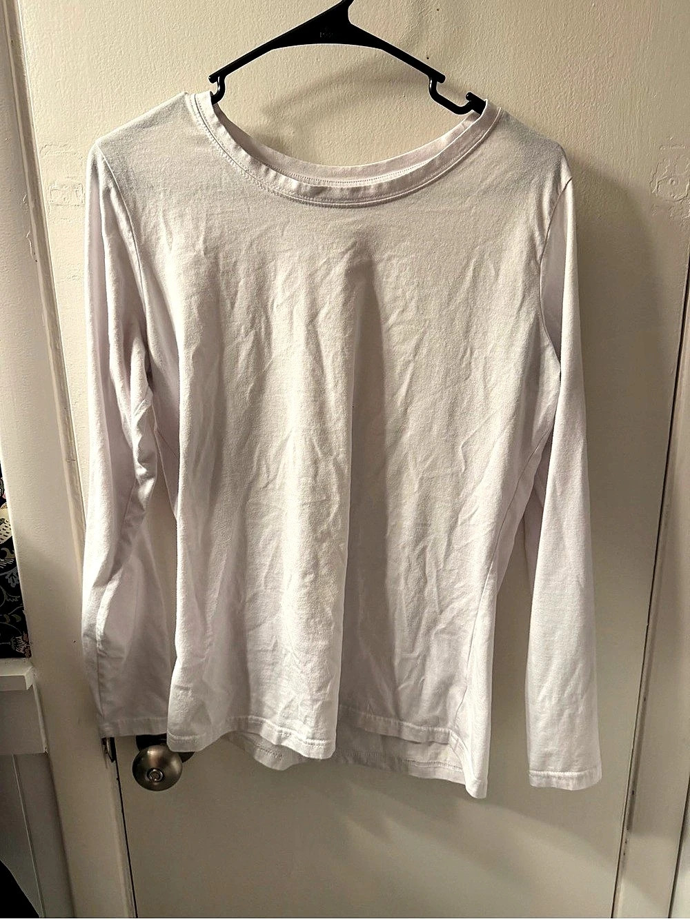Natural Uniforms Modern Fit-Luxe Stretch Long Sleeve Tee White Large